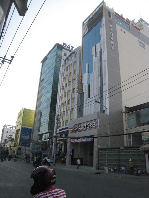 Apogee Hotel Хошимин Екстериор снимка